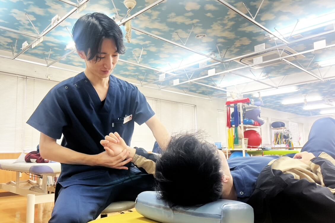 通院すると4,300円の慰謝料が支払われます