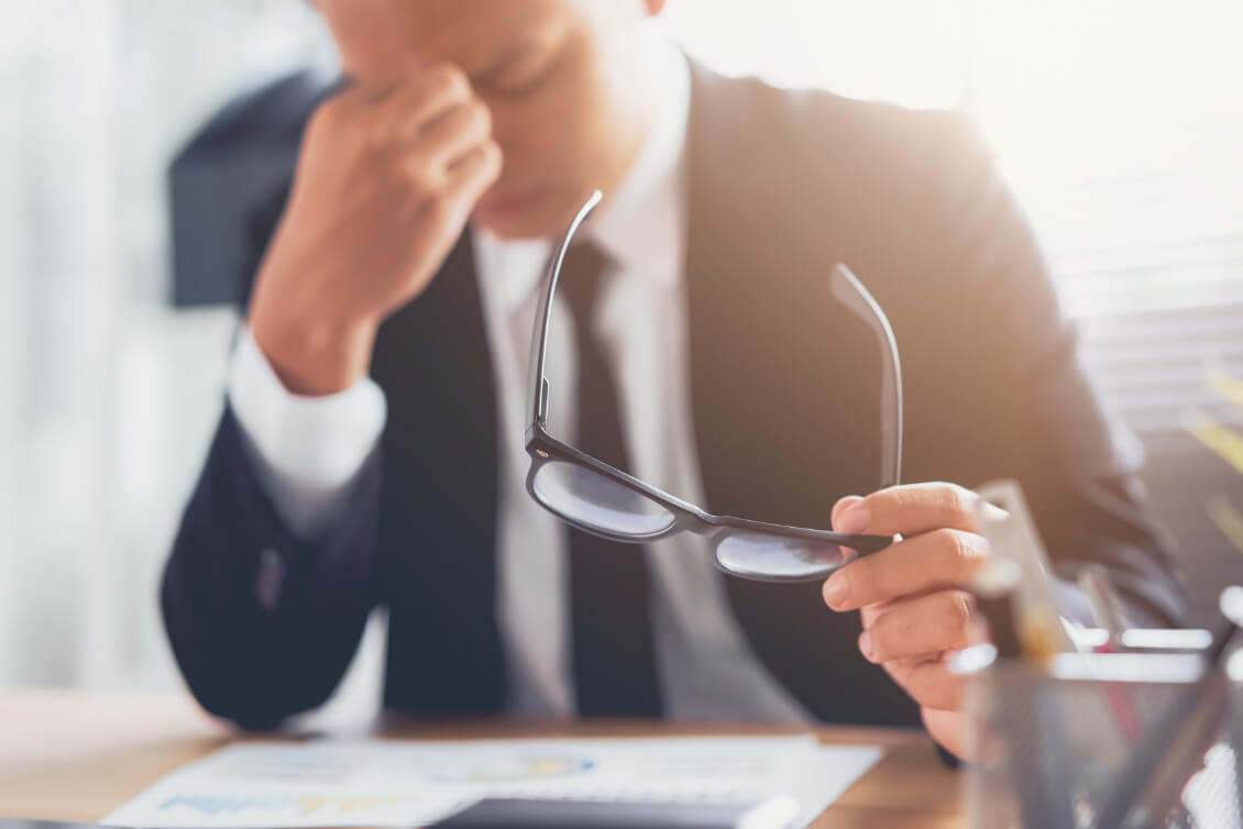 治療で休むたび6,100円程休業損害が出ます